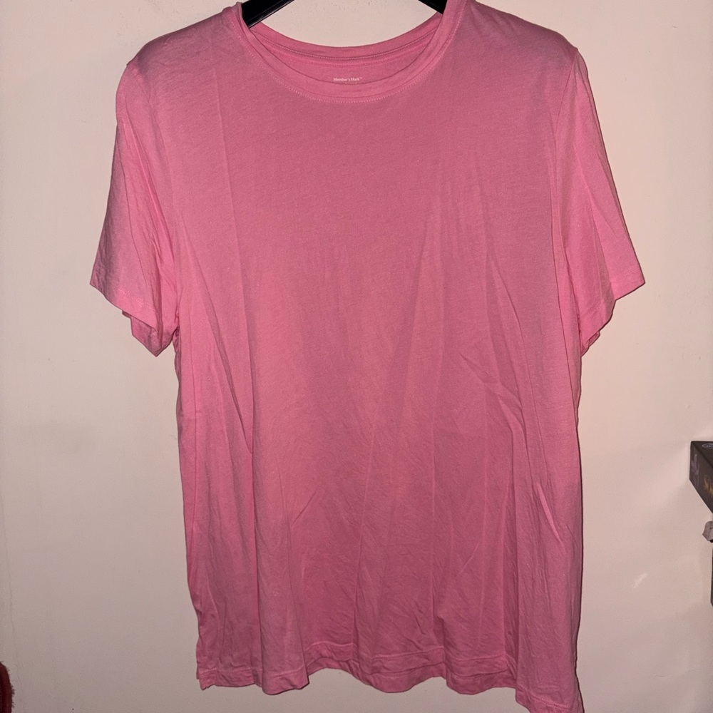 Member’s Mark size XXL pink tee